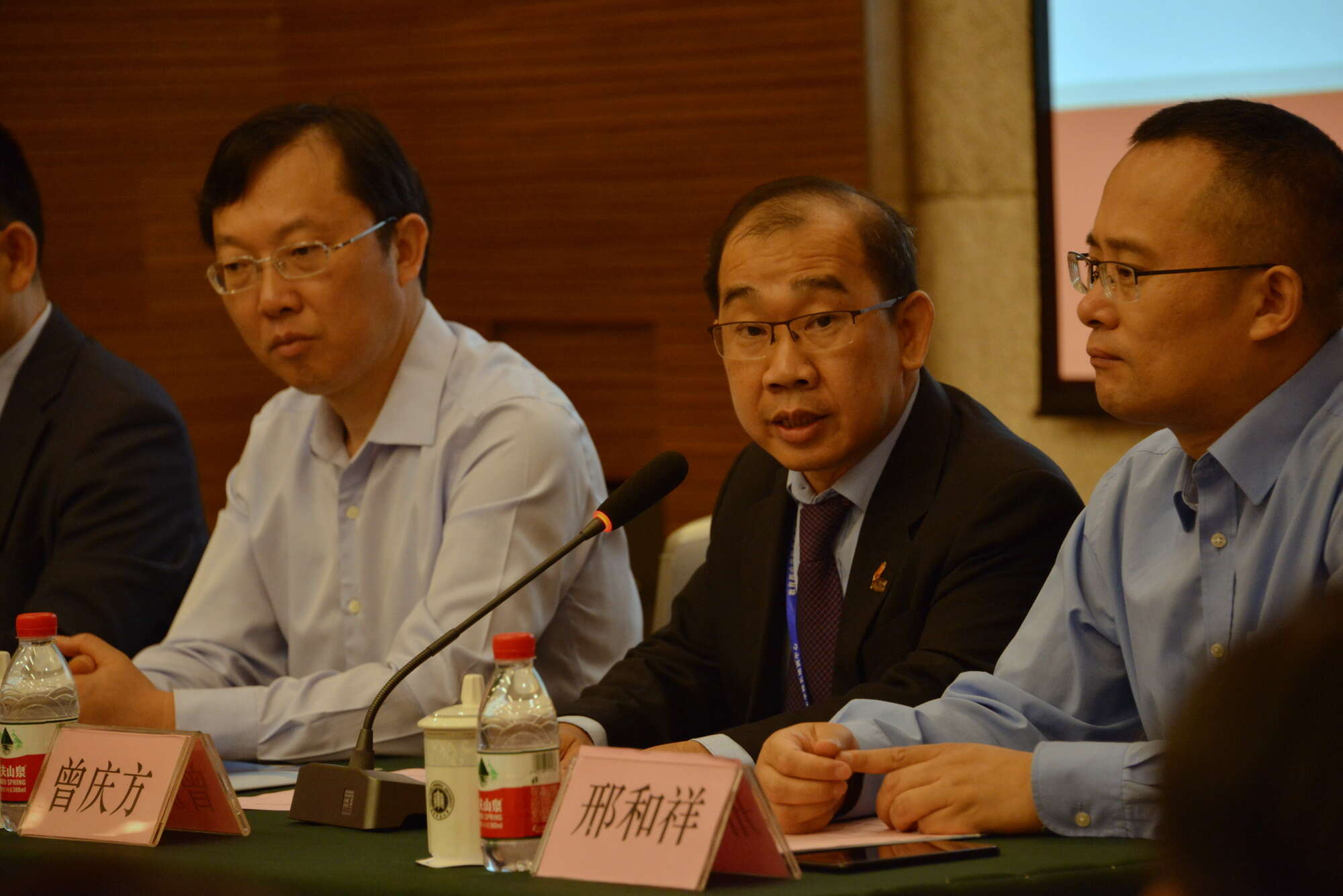 马来西亚中学校长领导力提升研习班开学典礼举行 马来西亚中学校长领导力提升研习班开学典礼举行