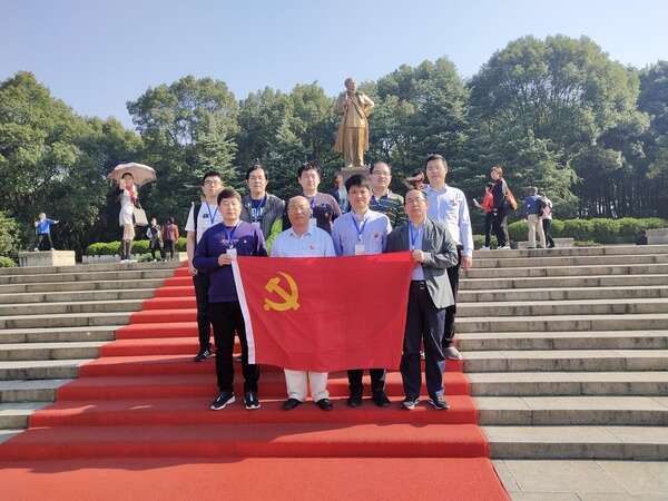 中共开釆设计事业部装备所党支部实践教育活动